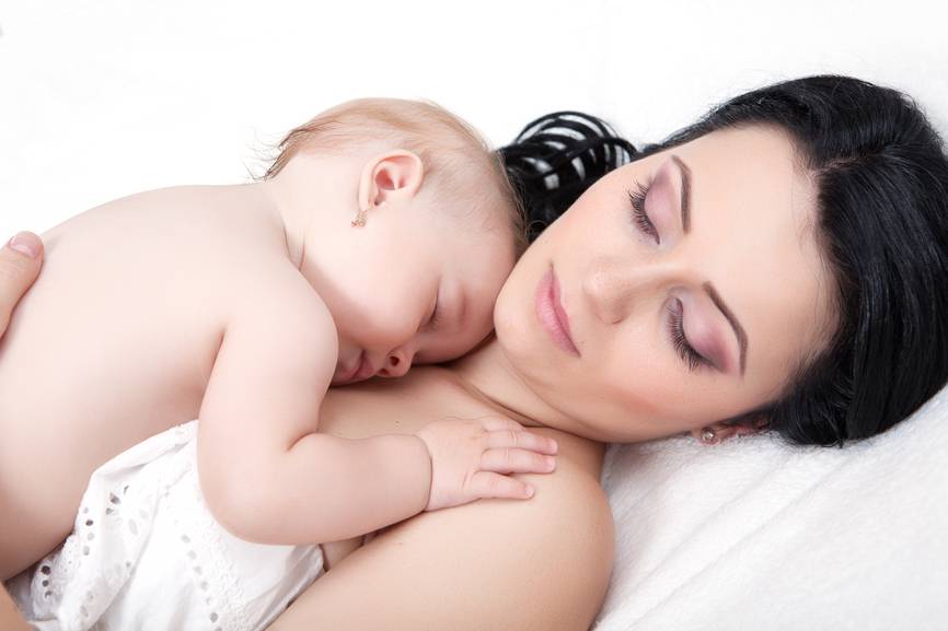 Как быстро и эффективно уложить ребенка спать без грудного кормления