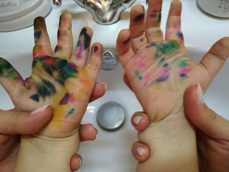 Чем оттереть фломастер с кожи ребенка: как вывести маркер, лучшие способы