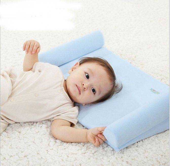 Ортопедическая подушка для новорожденных — необходимость или вред?