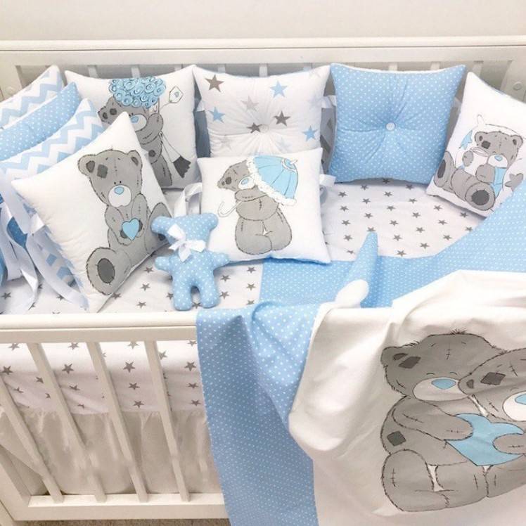 Постельное бельё для новорождённых в кроватку: лучшие материалы и бренды, размеры, комплектность, раскрой