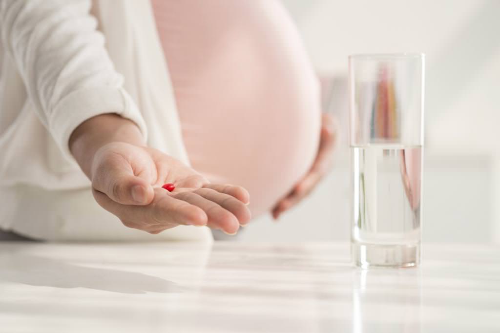 Статьи и новости медцентра элиса  - дефицит железа у беременных - зачем нужен анализ на ферритин?
