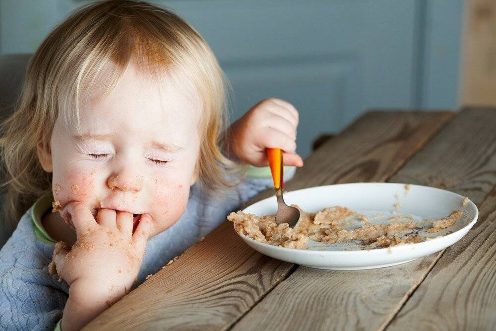 Плохо ест ребенок 3 года — про маму