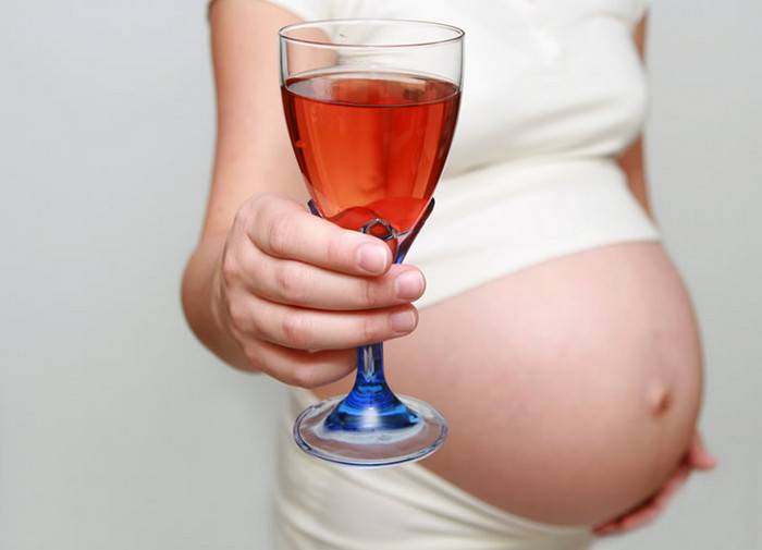 Можно ли мужчине пить алкоголь перед зачатием