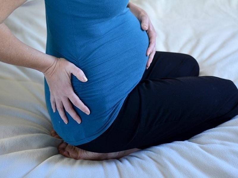 Позиционный дренаж для беременных. польза коленно-локтевого, или дренажного, положения при беременности: зачем беременным стоять на четвереньках? коленно-локтевое положение: в чём его польза для женщи