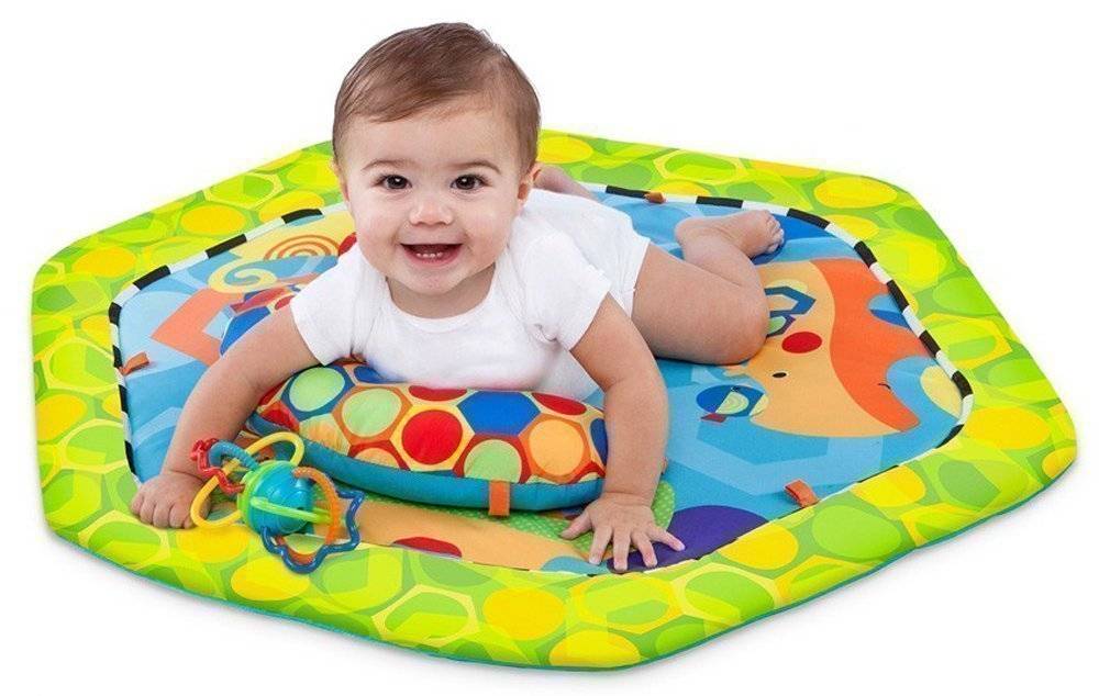 Какие бывают развивающие коврики для младенцев