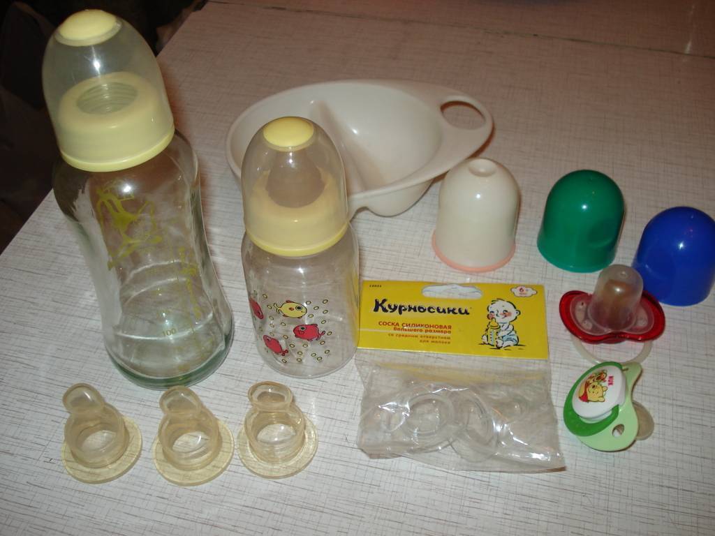 Стерилизация бутылочек и посуды для кормления ребенка