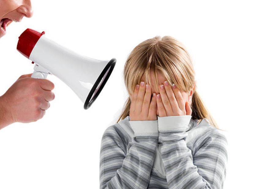 Как перестать кричать на ребёнка - советы психолога