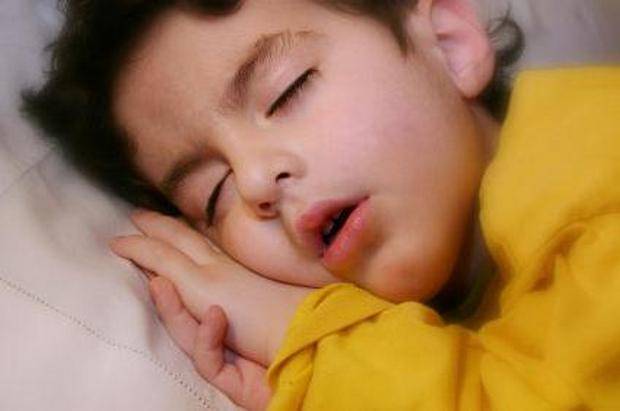 Ребенок 7 лет спит с открытым ртом
