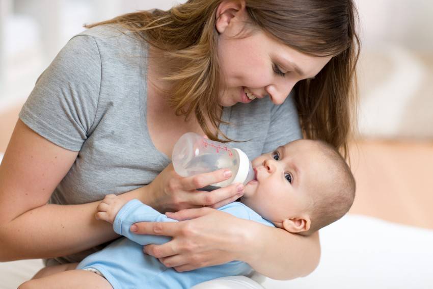 Как отучить ребенка от ночного кормления бутылочкой и грудным молоком