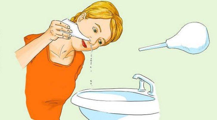 Промывание носа при беременности: применение морской воды и солевого раствора