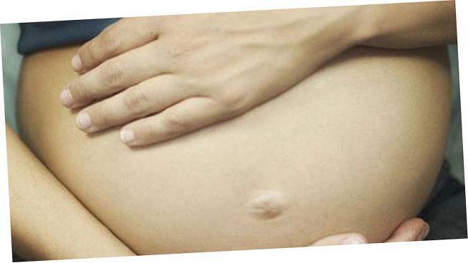 Почему малыш не шевелится в животе | главный перинатальный - всё про беременность и роды