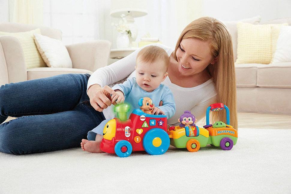 Детский мир: какие игрушки нужны ребенку в 9 месяцев?