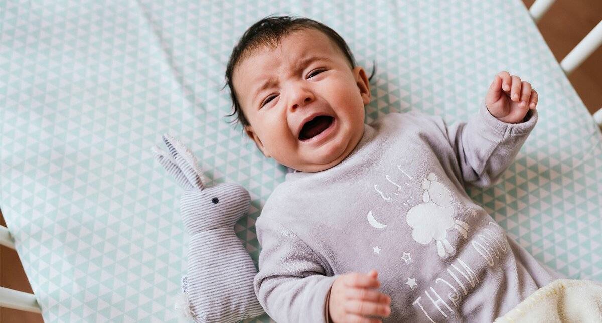 Почему малыш плачет?