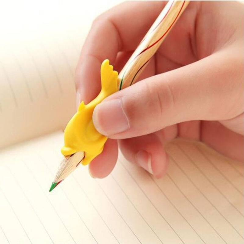 6 способов научить ребенка правильно держать ручку или карандаш