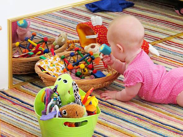 Что должно быть у ребенка в 7 месяцев: перечень необходимых развивающих игрушек