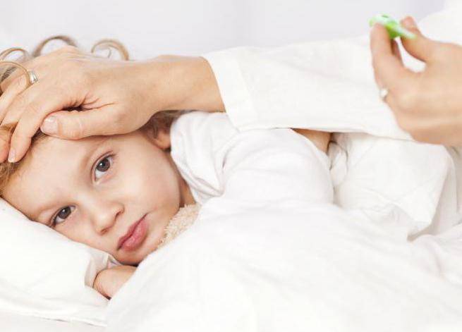 Почему не сбивается температура у ребенка до года, что делать
