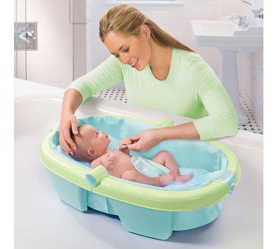 Ванночки, круг, горка и другие средства для купания новорожденного