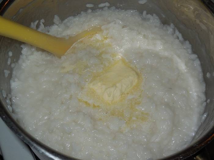 Как сварить овсяную кашу на молоке и на воде для прикорма грудничка: рецепт