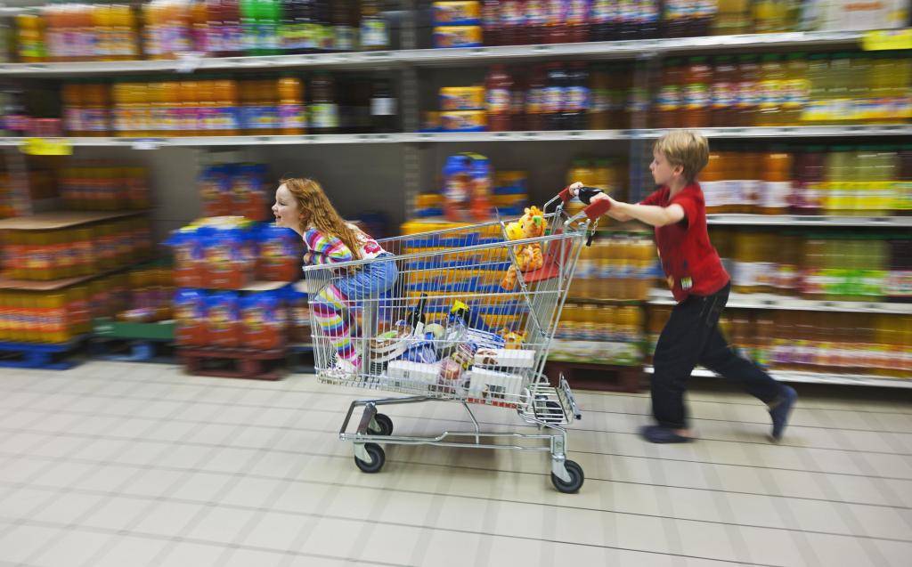Прибираете ли вы за собой корзину в продуктовом магазине? - страна мам