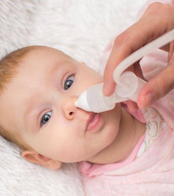 Как промывать нос физраствором ребенку младше года