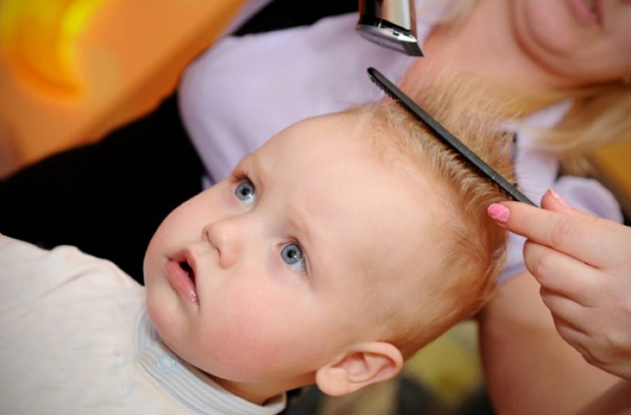 Подстричь малыша в первый раз — в каком возрасте