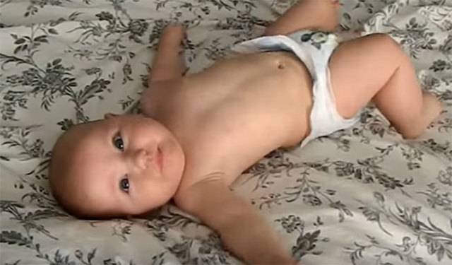 Ребенок 5 месяцев выгибается дугой комаровский - всё о грудничках
