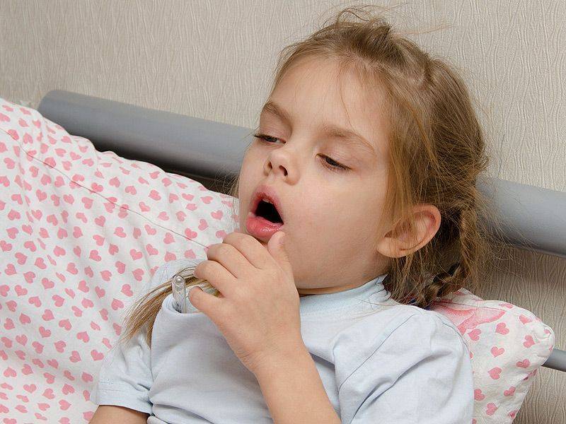 У ребенка долго не проходит сухой кашель — что нужно знать для избавления от проблемы?