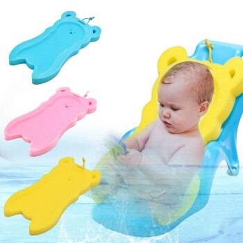 Обзор наиболее удобных приспособлений для купания новорожденных детей