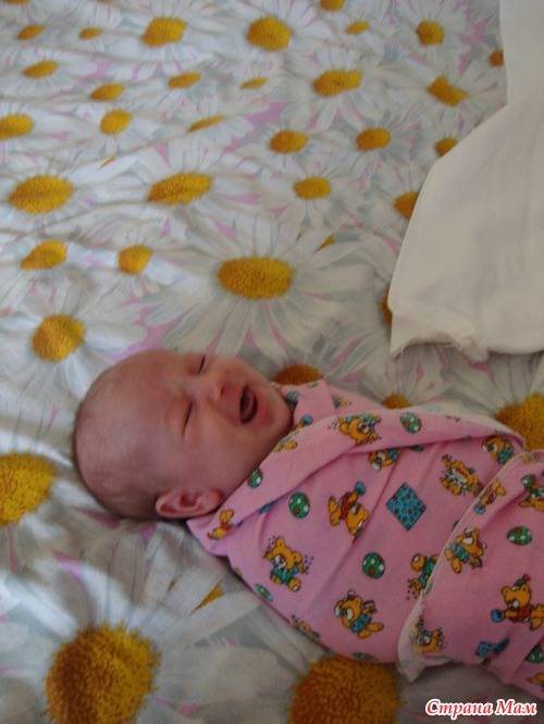Пеленание новорожденного: все «за» и «против», до какого возраста пеленать ребенка и какой способ выбрать