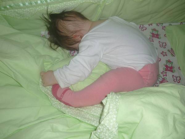 Ребенок 4 месяца плохо спит ночью