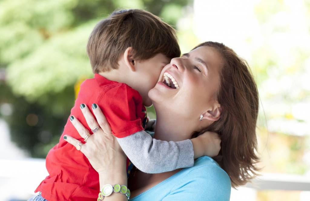 10 несложных способов показывать свою любовь ребенку каждый день. как рассказать ребенку о любви