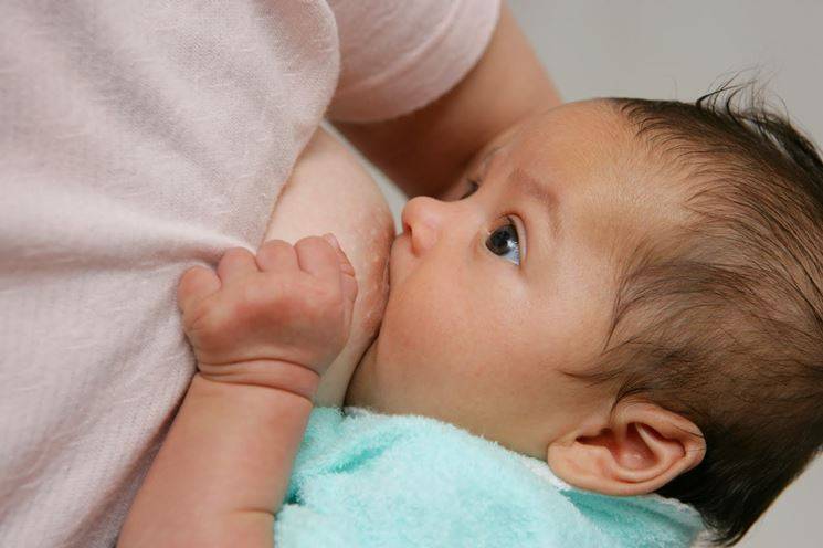 Икота у новорожденного: стоит ли беспокоиться?