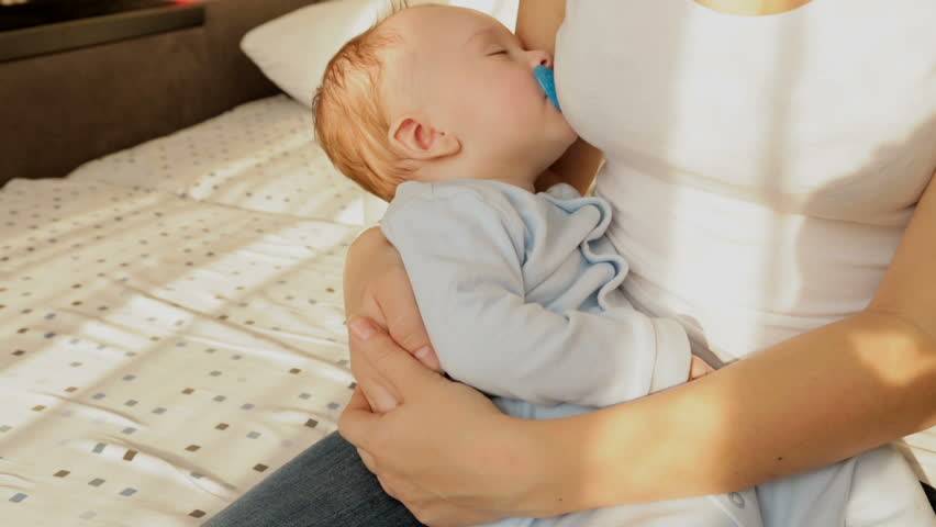Как уложить ребенка спать без грудного кормления (отучить засыпать с грудью)