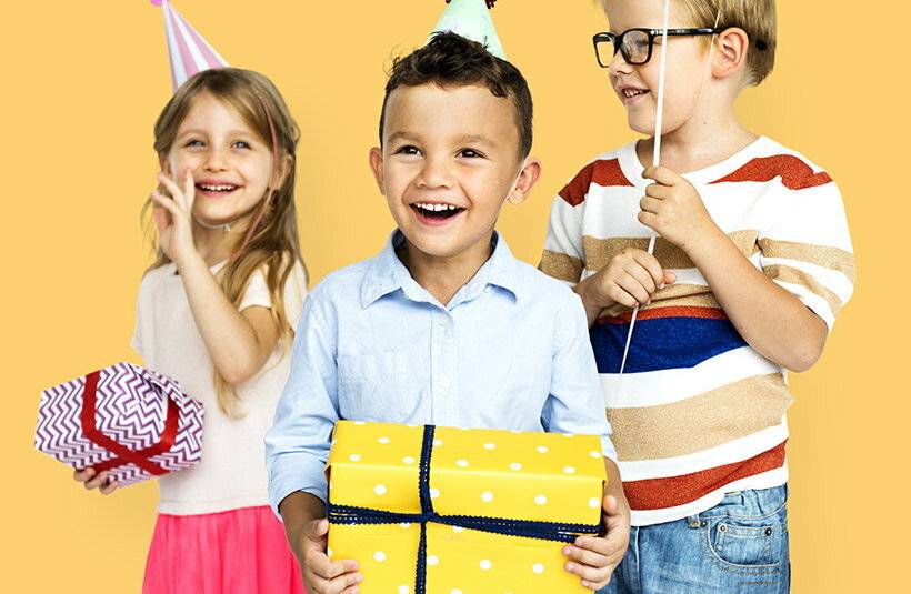 50 идей, которые помогут решить, что подарить мальчику на 5 лет на день рождения