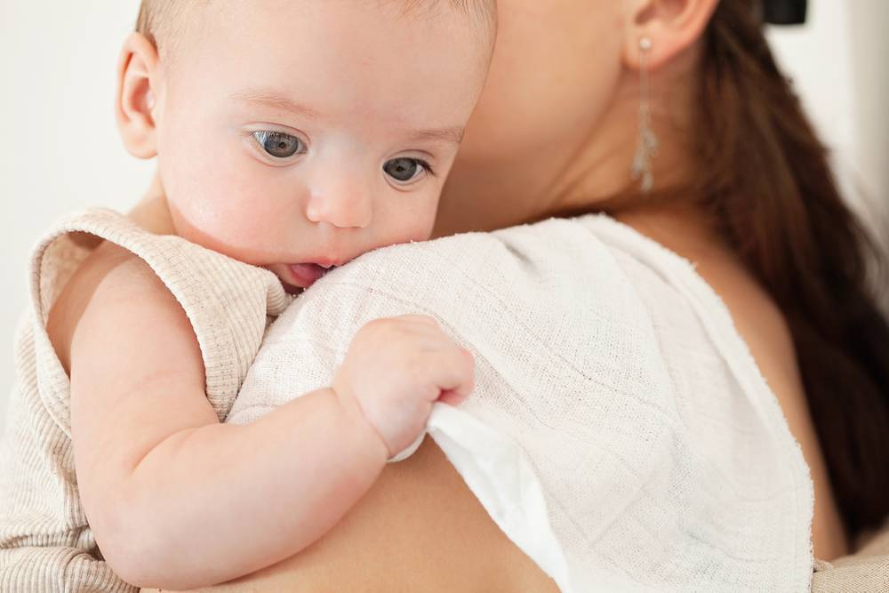 Срыгивание у новорожденных при грудном вскармливании