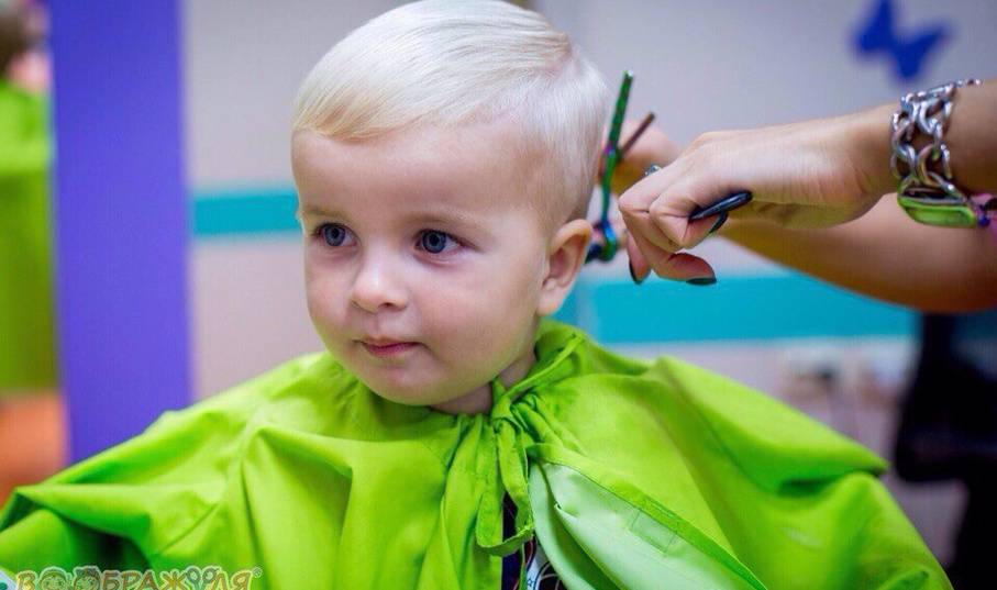 Первая стрижка ребенка: как провести и что потом делать с волосами?