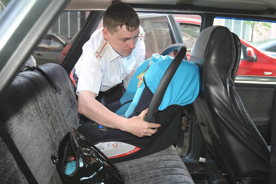 Правила перевозки детей в автомобиле с июля 2017: пдд