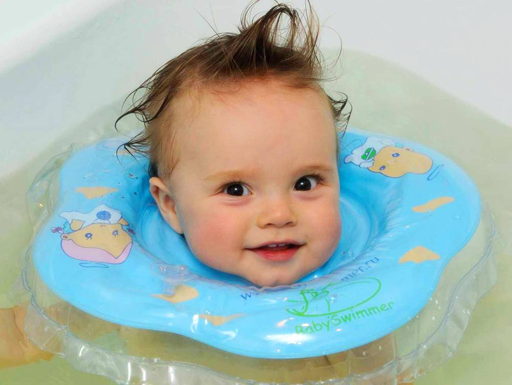 Круг на шею для купания новорожденных: правила безопасности, с какого возраста использовать