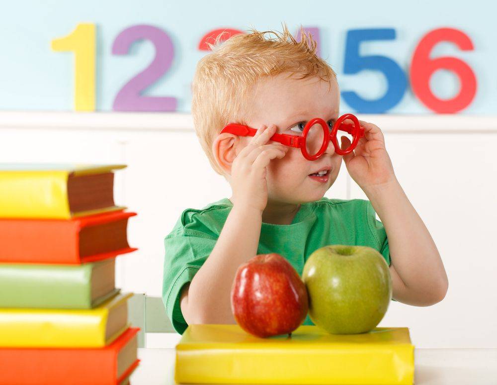 Методики как быстро научить ребенка различать основные цвета