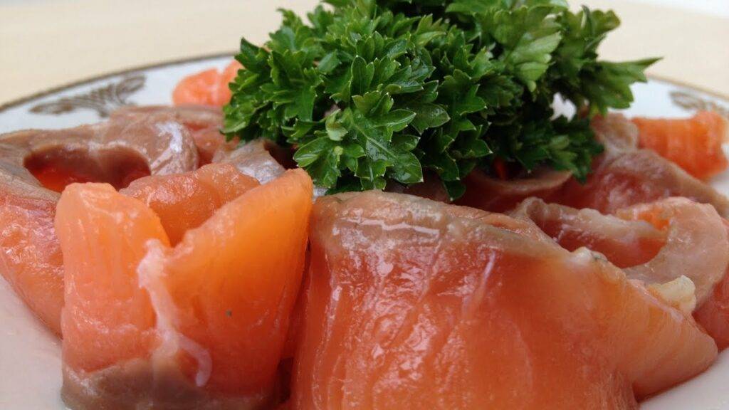 Рыба семга: полезные свойства слабосоленой семги, польза для женщин | berlogakarelia.ru