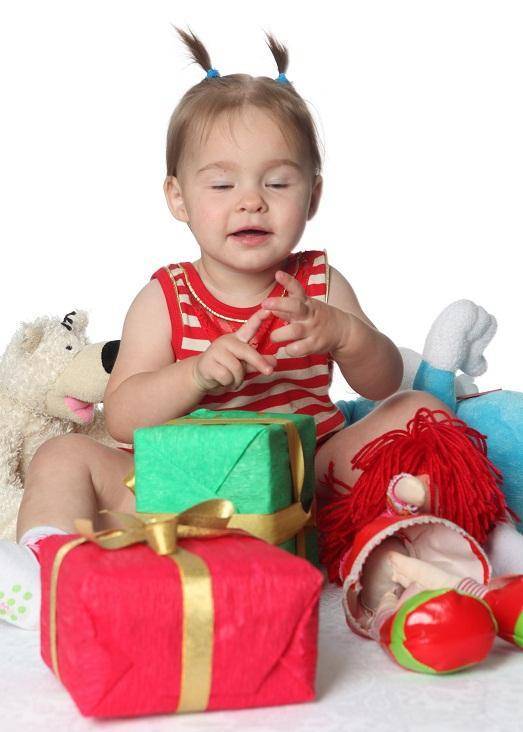 Что подарить ребенку на новый год 2021  подарки и идеи на ideipodarkov