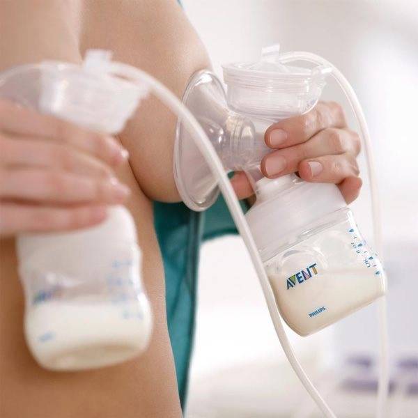 Сцеживание грудного молока