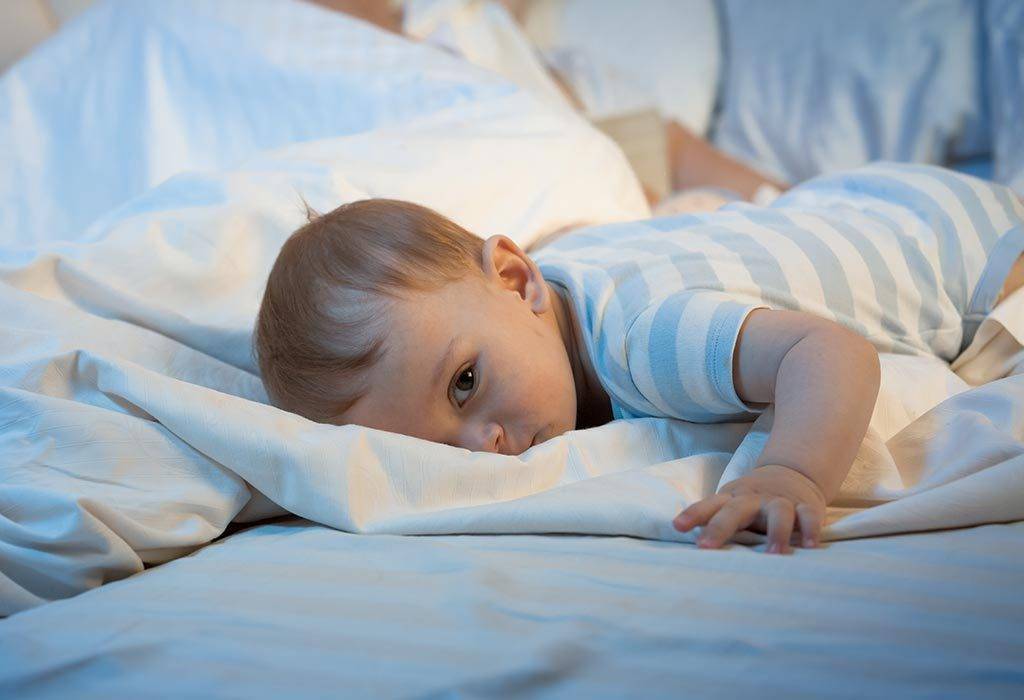 Когда дети начинают спать всю ночь, не просыпаясь?