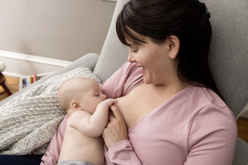 Как долго кормить ребенка грудью. сколько месяцев кормить ребенка грудным молоком