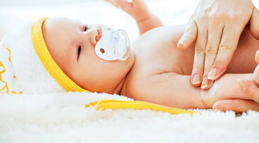 Уход за кожей новорожденного: основные правила