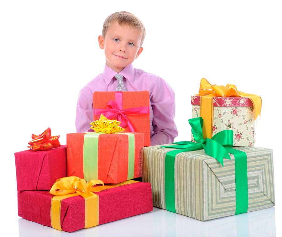 Что подарить ребенку на 5 лет? подборка актуальных товаров
