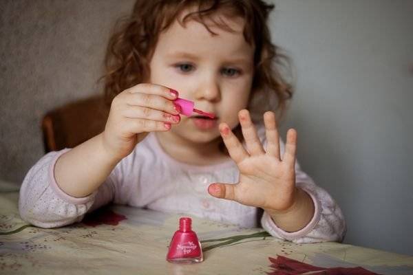 5 хитростей как отучить ребенка от рук